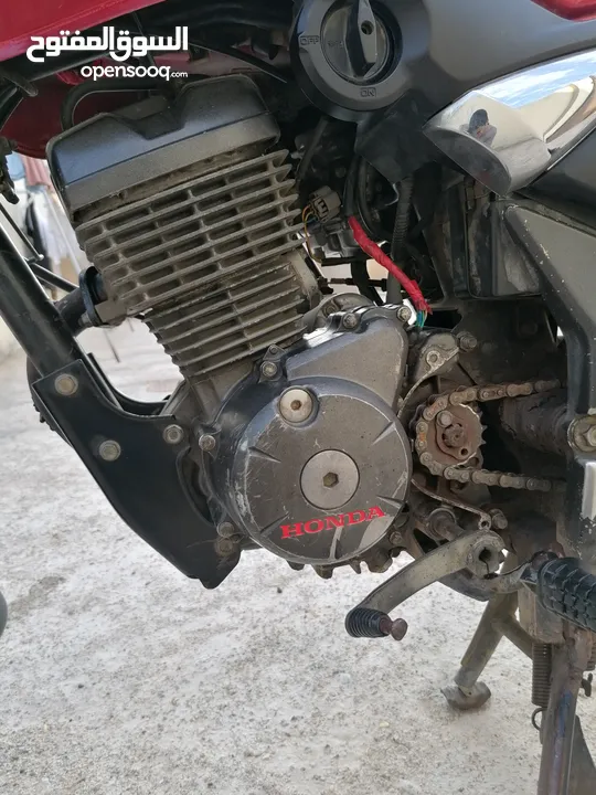 دراج بجاج هوندا 150cc لون احمر