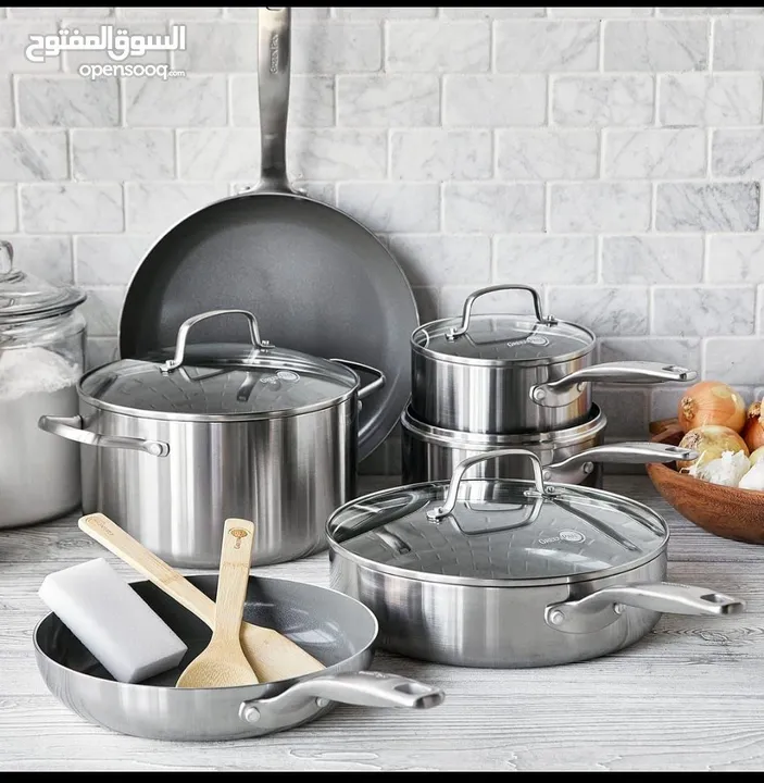 طقم أواني طبخ 12 قطعة فاخر وعصري  يمنحك كل ما تحتاجينه لتحضير أشهى الأكلات بسهولة وجودة عالية.