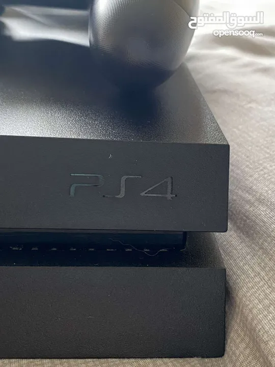 ps4 1tb شبه جديد