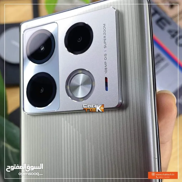 تيتانيوم مستعمل Not 40 pro plas 5G رام 24 أغراضة والكرتونه الأصلية جيجا 256  متوفر توصيل