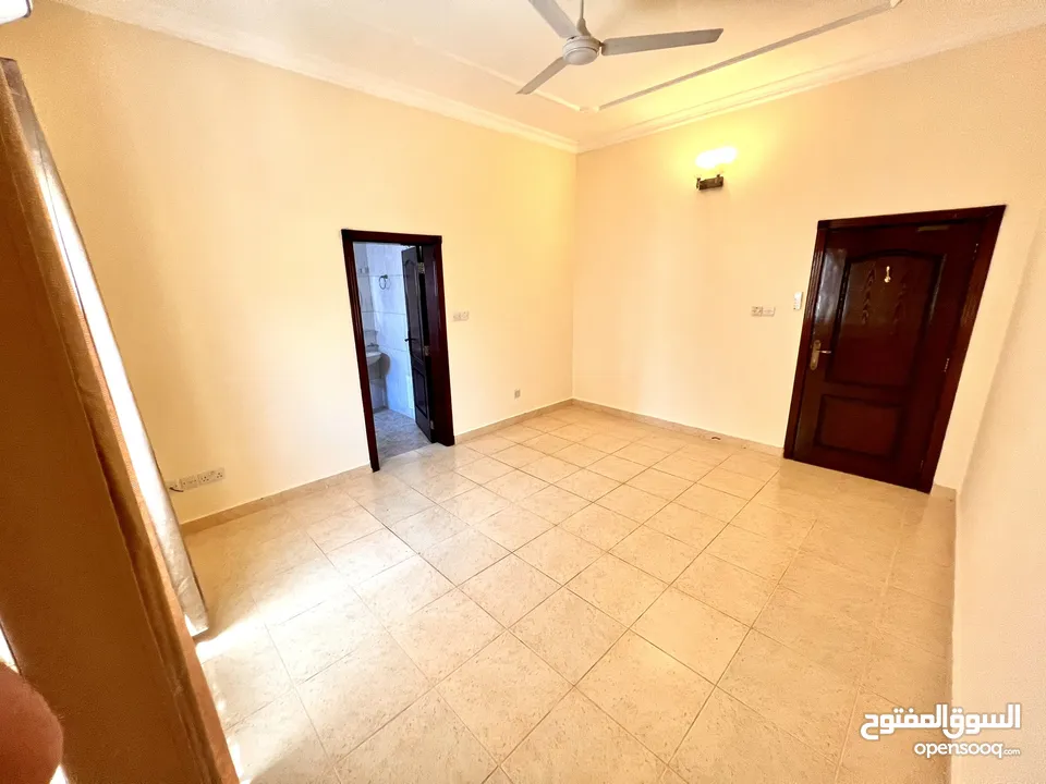 For rent in Juffair semi furnished 2bhk 200 bd