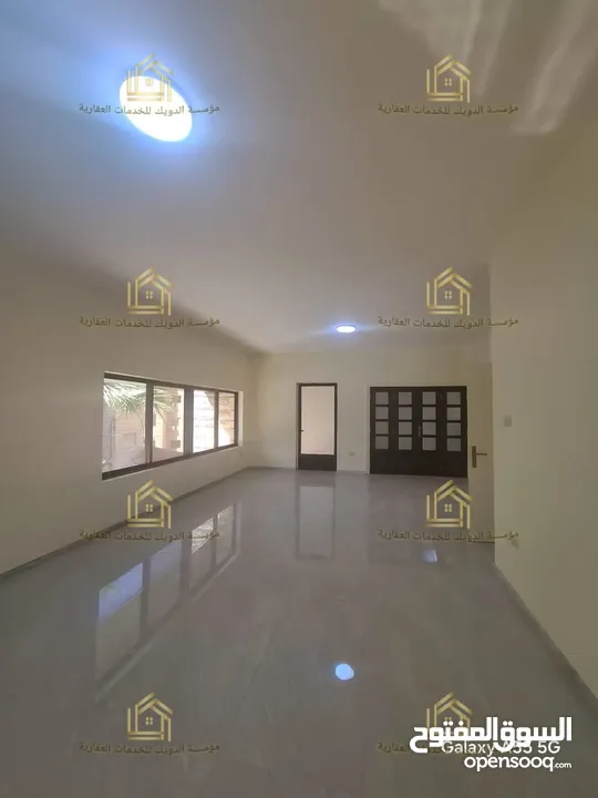 شقة مميزة - الجاردنز - 3نوم - 240م