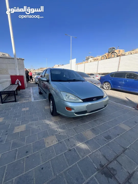 فورد فوكس موديل 2001