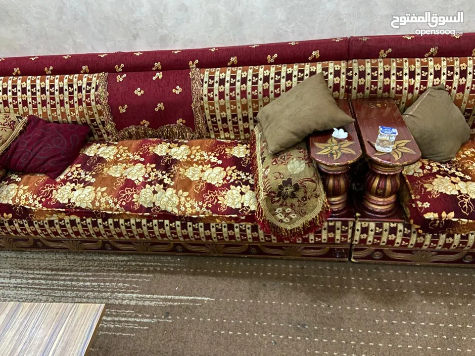 كنب 18 مقعد مستعمل نظيف