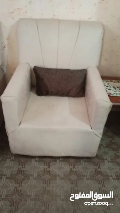 طقم كنب 7مقاعد للبيع مستعمل شهرين