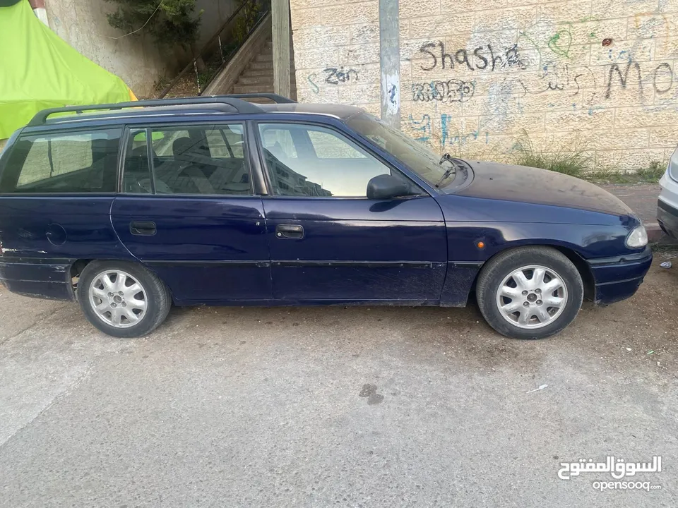سيارة اوبل استرا للبيع