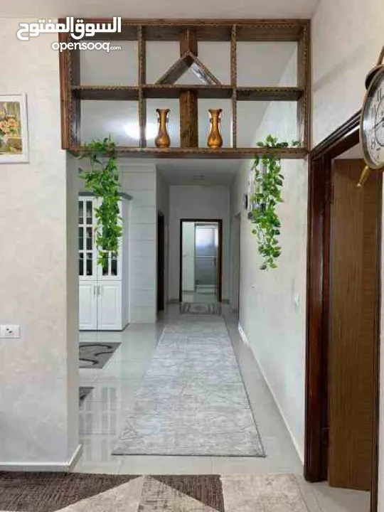 بيت مستقل فاخر مع حديقة – فرصة مميّزة للسكن الراقي