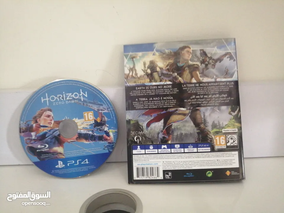 سي دي Horizon Zero Dawn مستعمل 1 شهر سبب البيع تم التختيم اللعبة شغالة ولا خدش