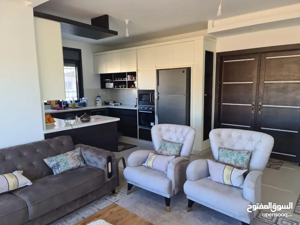 ثلاث غرف نوم مفروشة للإيجار المصايف قرب سوبر ماركت بيروت بدون رسوم معاينة