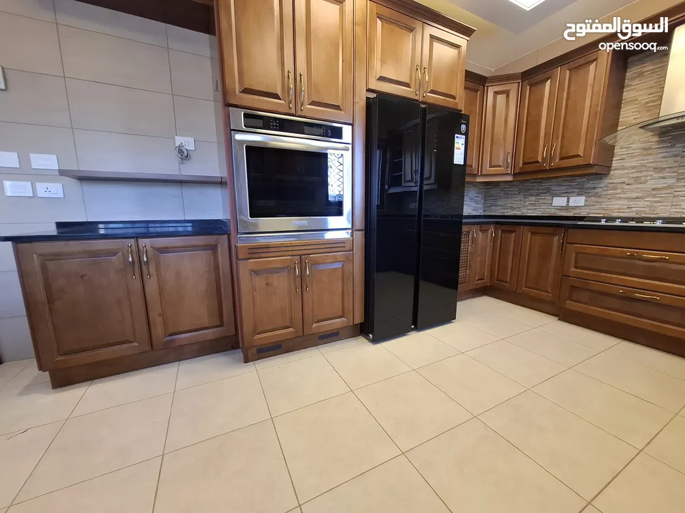شقة شبه مفروشة للإيجار ( Property 43386 )-175083958