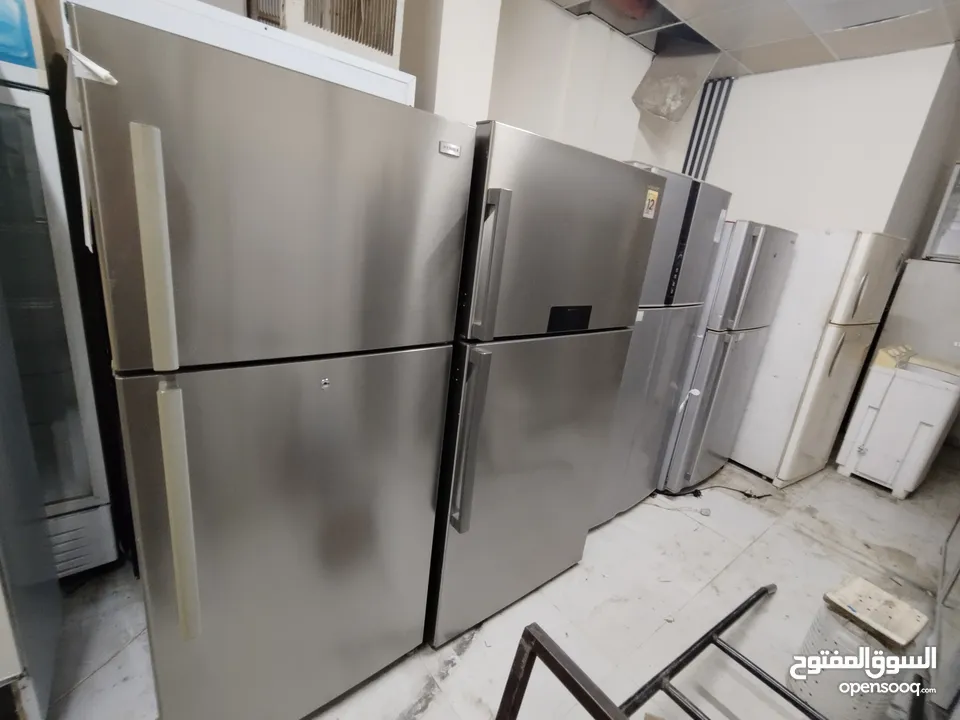 Hitachi refrigerator fridge is very good condition and good working