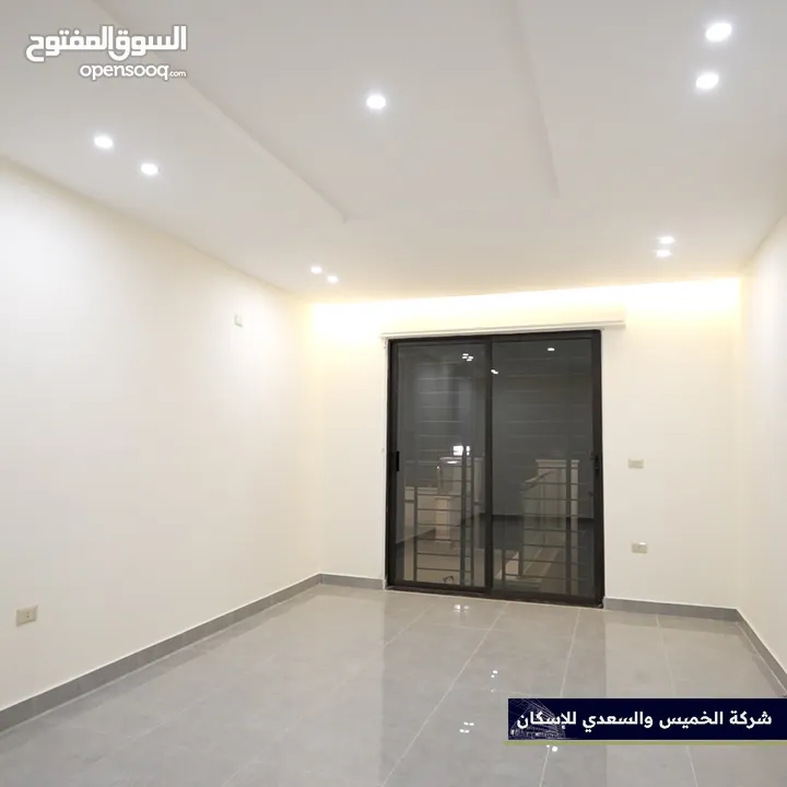 شقه طابق اول للبيع بسعر مميز بأفضل موقع في مرج الحمام