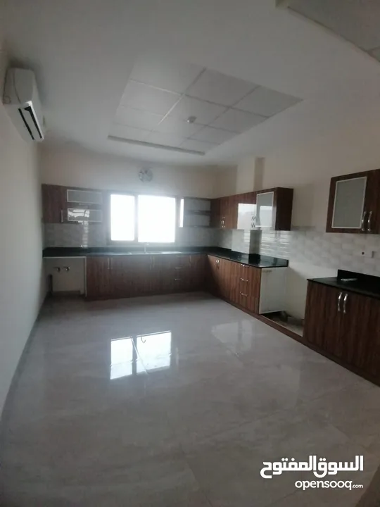 APARTMENT FOR RENT IN HIDD 4BHK SEMIFURNISHED