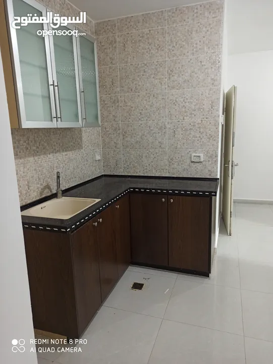 شقه للايجار في بيرزيت فيل مدخل الجامعه