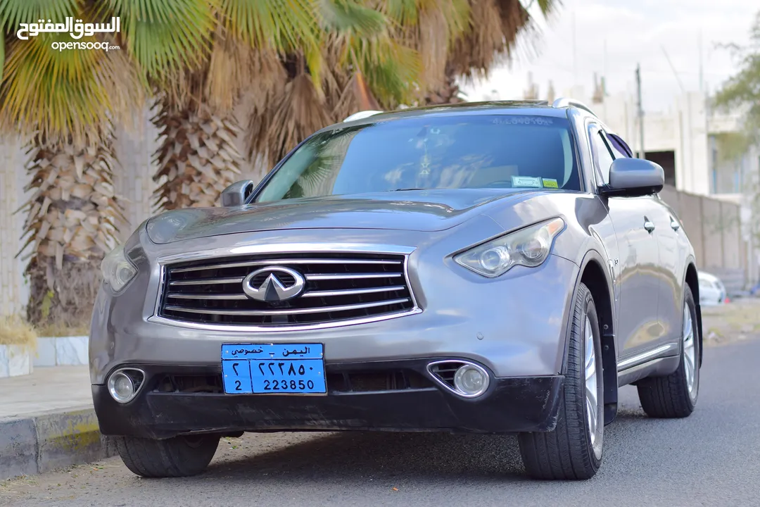 انفينيتي 2014 QX70 للبيع