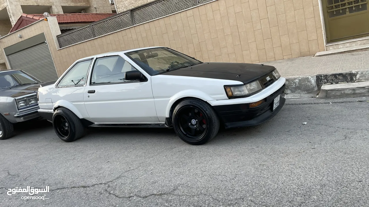 Ae86 كورولا