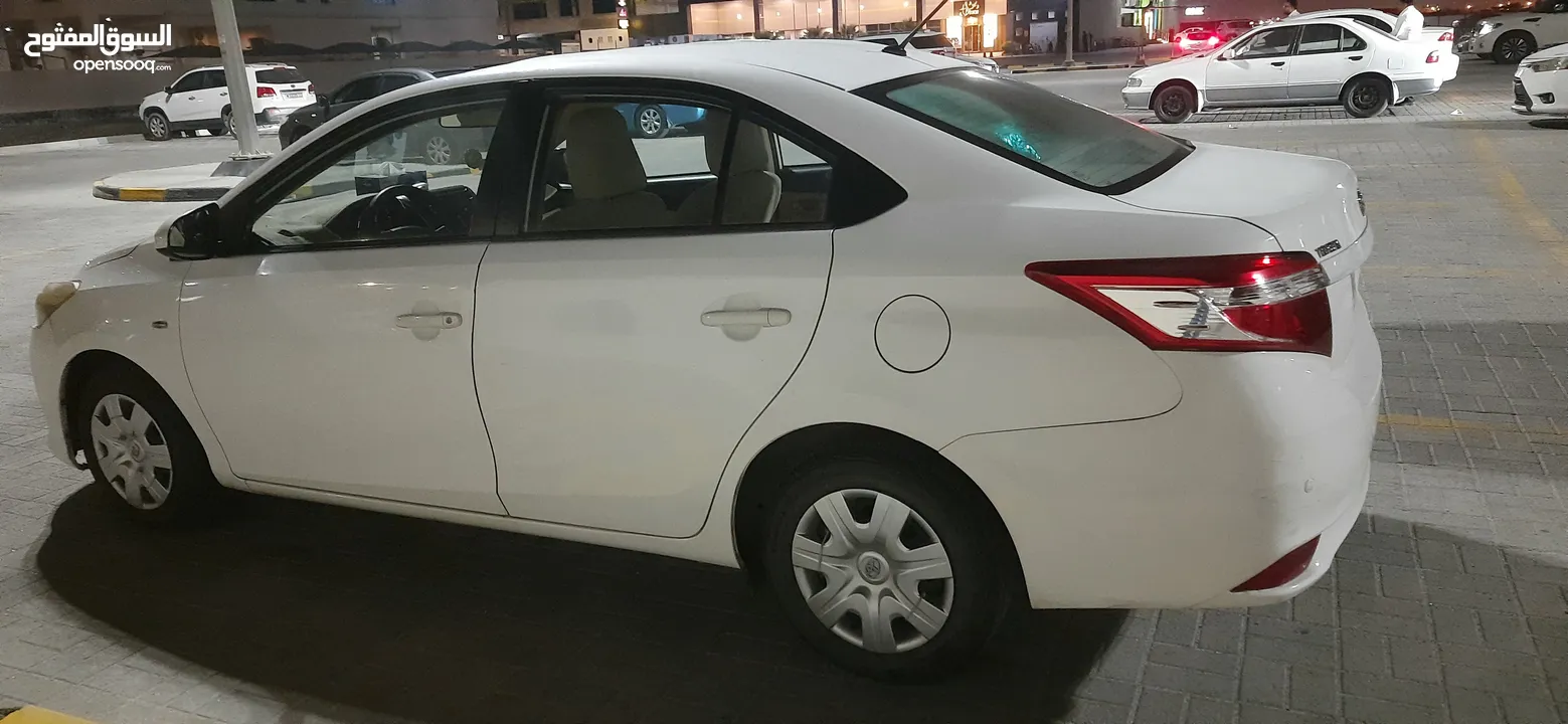 Toyota Yaris (1.5E) 2015 Model