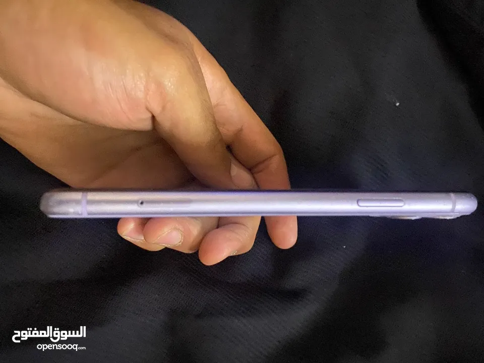 أيفون 11للبيع بسعر مغري