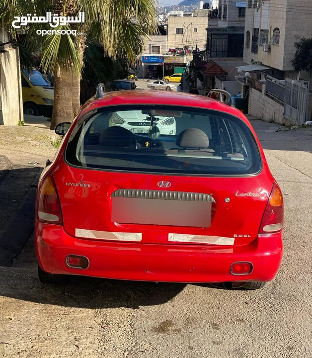 هونداي النترا هاتش باك
