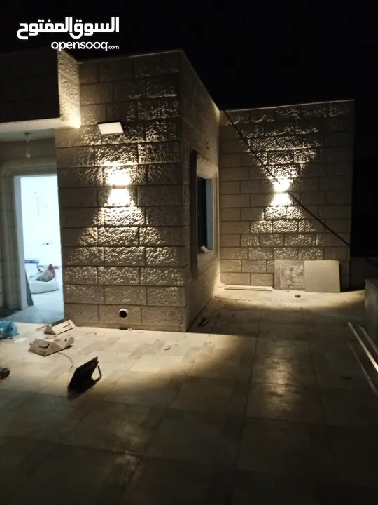 بيت جديدغير مسكون مكون من ثلاث طوابق المزرعه الغربيه