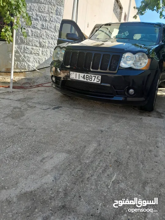جيب شيروكي 2005 محول  srt 2010 لون اسود 4&4 فل ما عدا الفتحه فحص جيد قصعات ترخيص وتأمين لتاريخ 8\15