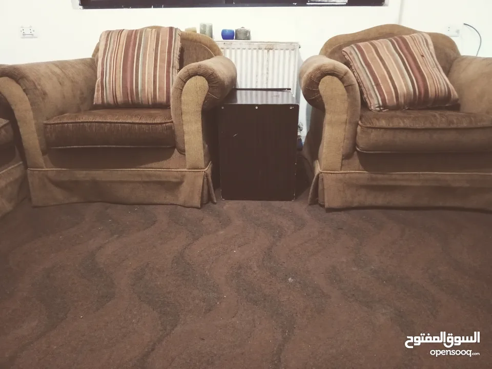 طقم كنب 7 مقاعد للبيع