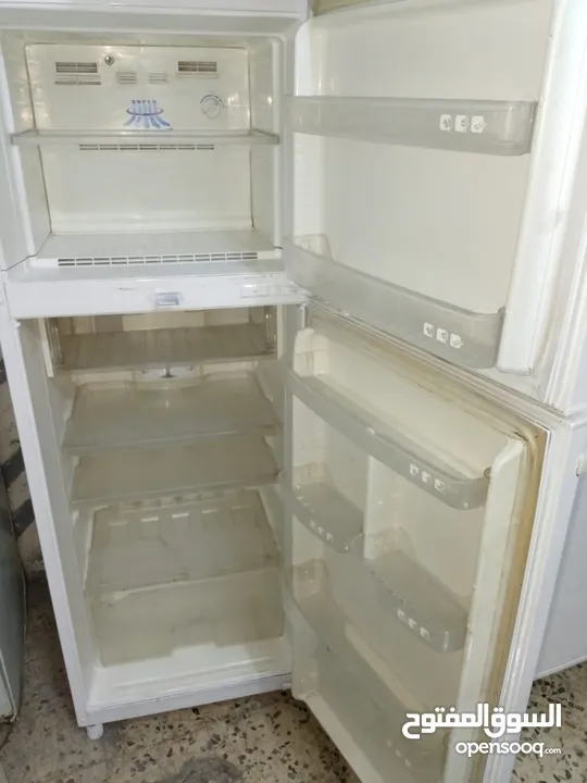 ثلاجات مستعمل بسعر الحرق مش مصلحه بل مره