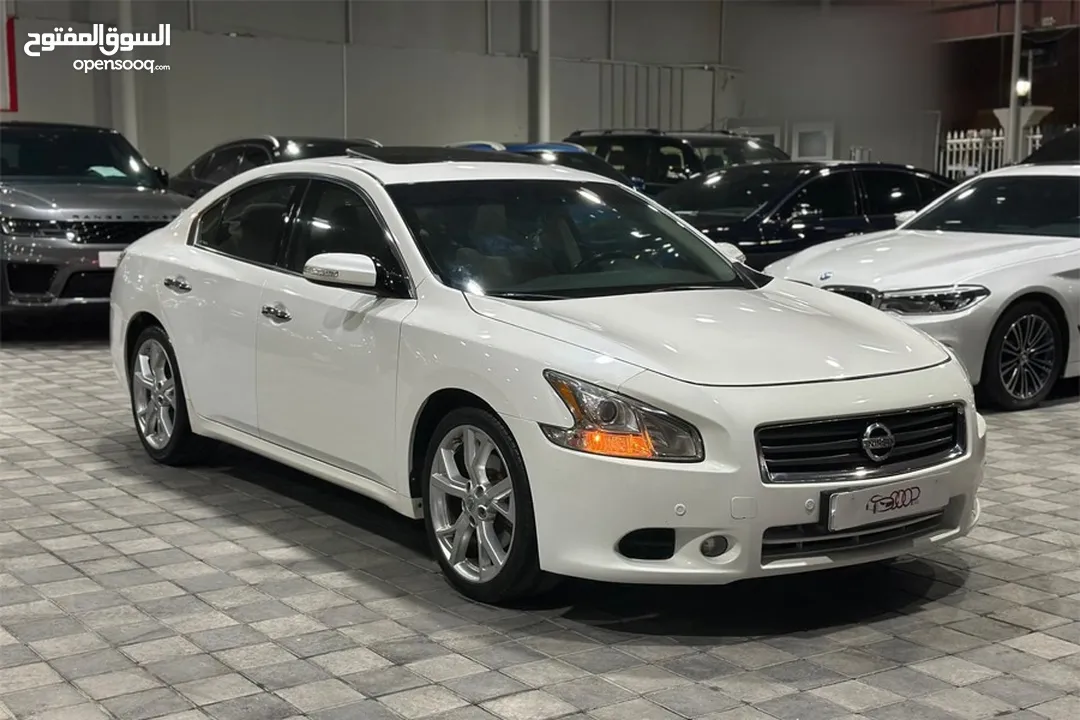 Nissan Maxima