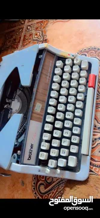 بيع الات كاتبه بسعر جيد
