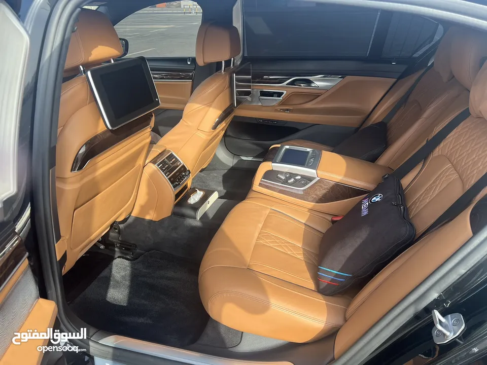 BMW 750LI @