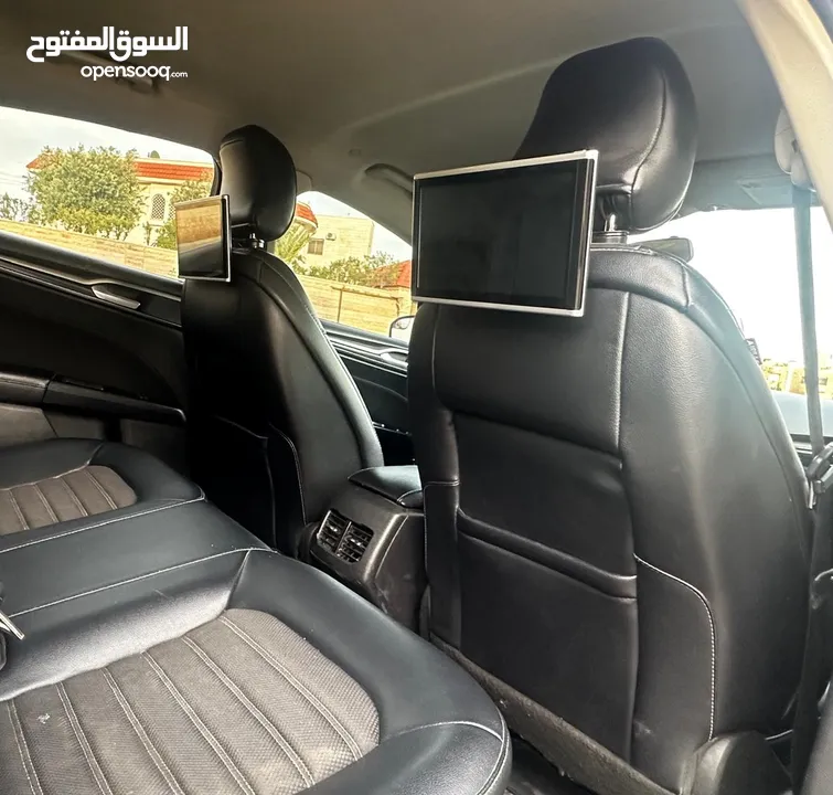 فورد فيوجن موديل 2017 لون شمباني كلين