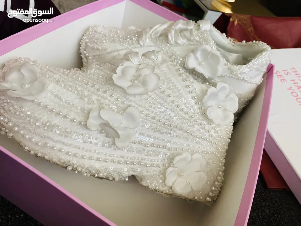 بوط عروسه تفصيل خاص بسعر مغري استعمال مره وحده فقط