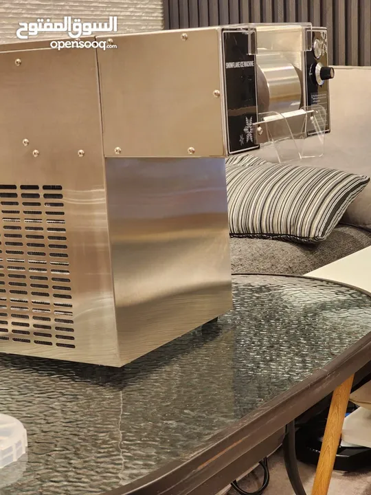 snowflake ice Shaver machine   > "ماكينة  ثلج رقاقات الثلج"  عرض خاااااااااااااااص لغاية مساء اليوم