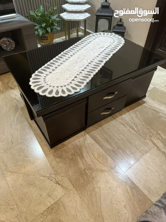طاولة وسط للبيع