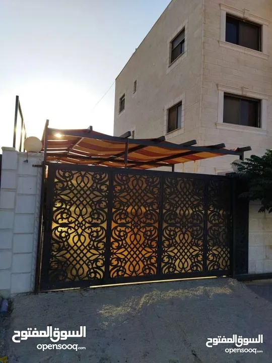 منزل للبيع ثلاث طوابق جديد منطقة البيضاء