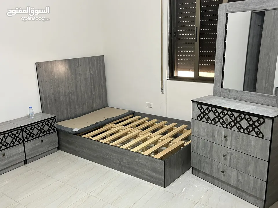 للبيع غرفة نوم