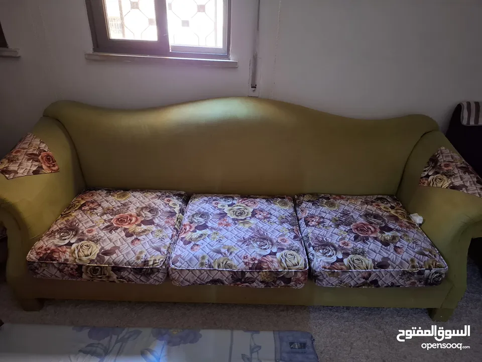 كنب للبيع 7 مقاعد لون أخضر باقل سعر وخشب ممتاز