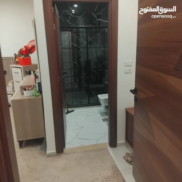 شقه للبيع مدينه الشرق