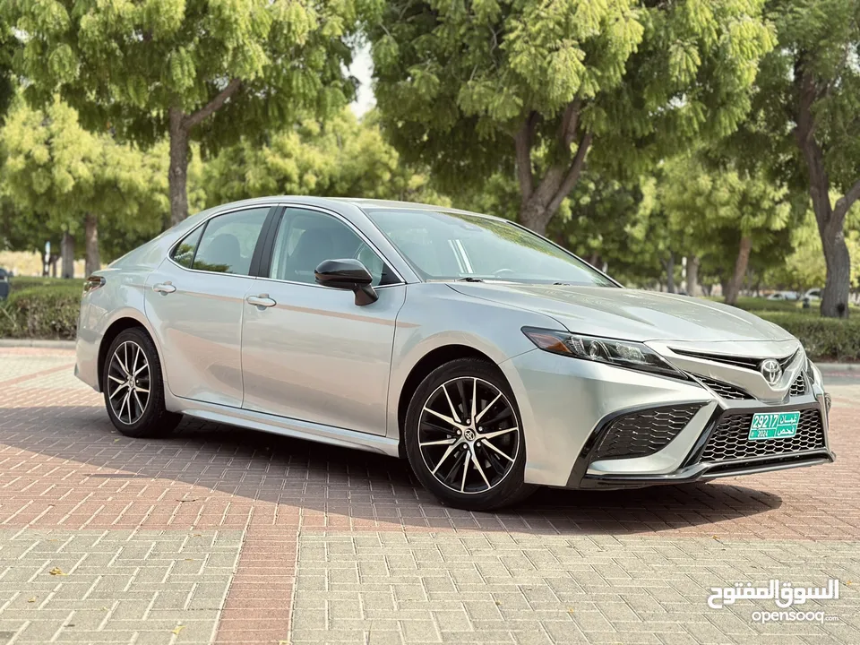 Toyota Camry 2021