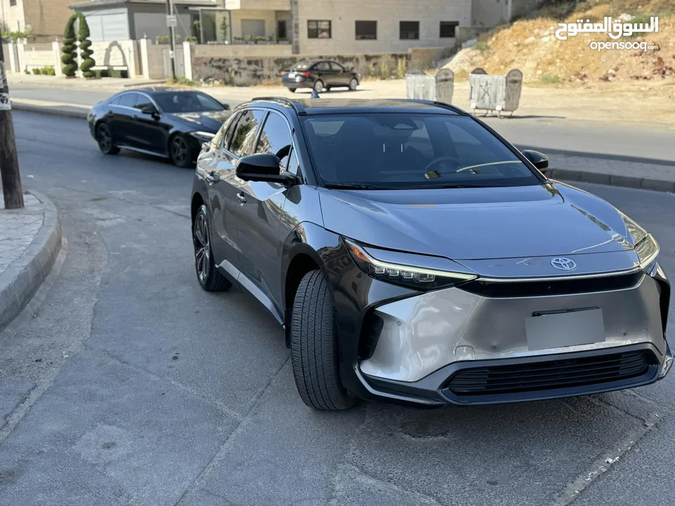 تويوتا bz4 2023 للبيع