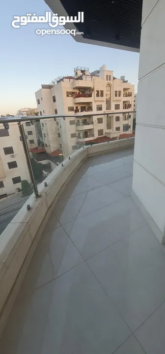 شقة وروف دوبلكس للبيع في خلدا مع تراسات واسعة مطلة جديدة بسعر مميز