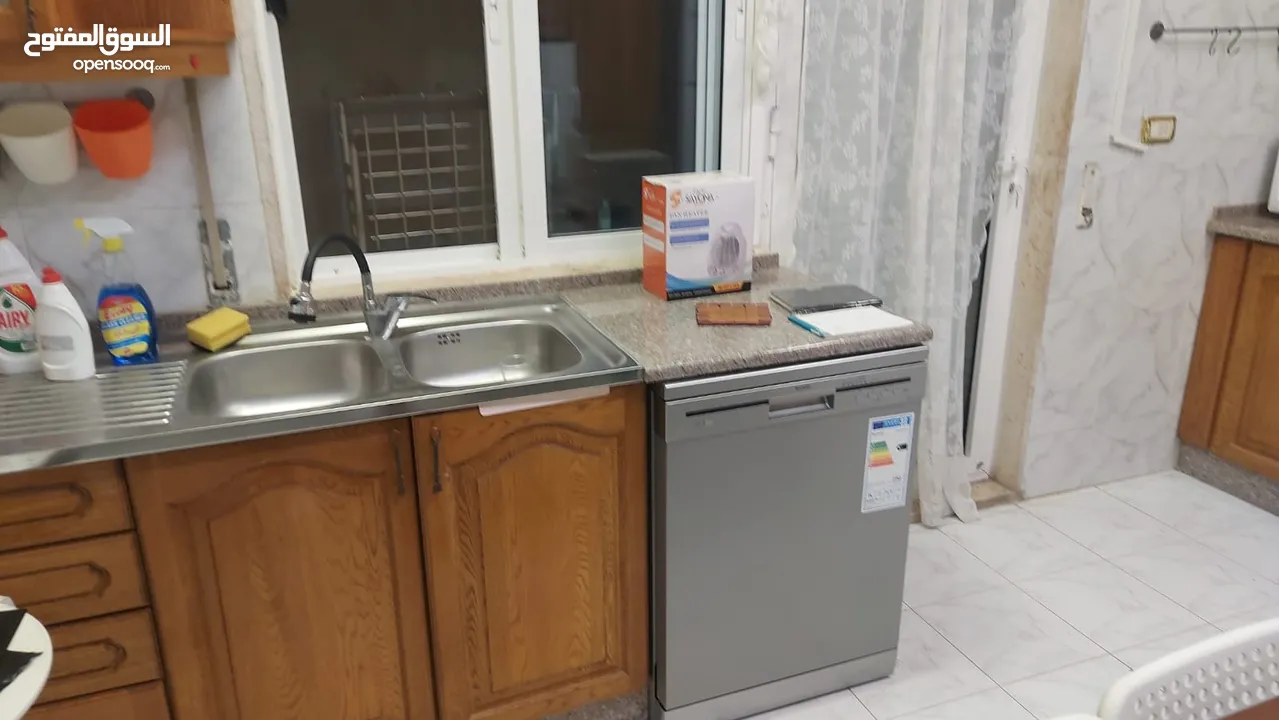 شقة نصف مفروشة للإيجار في دير غبار  ref : 14352