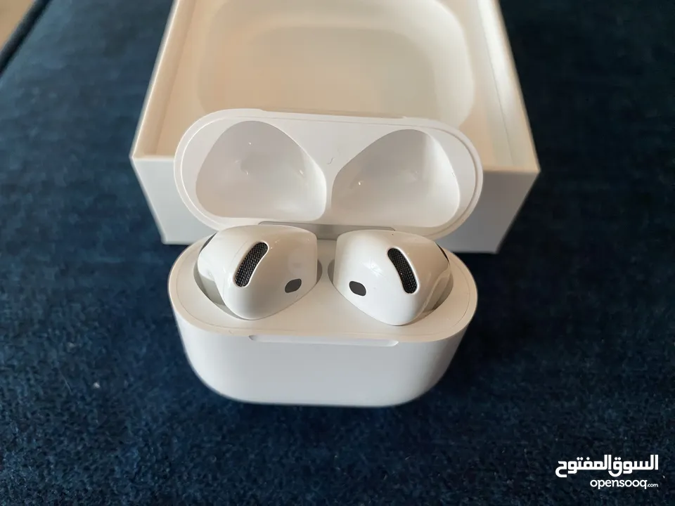 airpods 4 original closed brand new اير بودز 4 جديدة اصلية