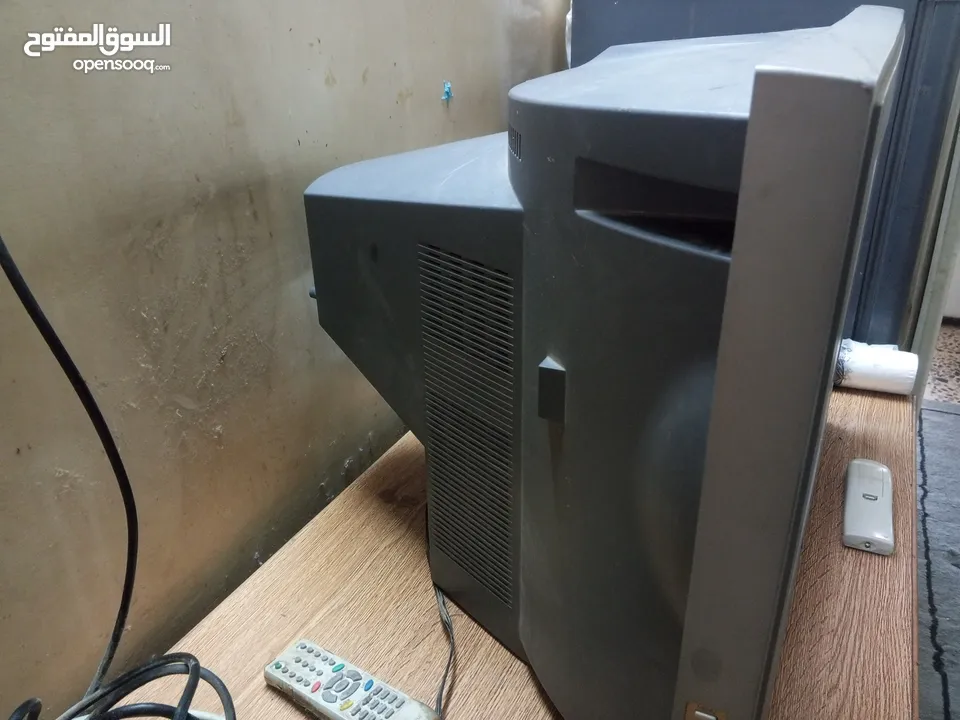 تلفزيون LG بحالة جيدة بسعر 7 دينار