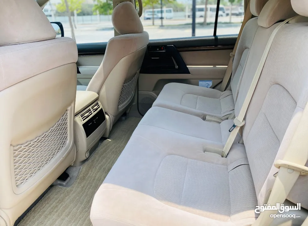 TOYOTA LAND CRUISER GXR V6 VERYWELL MAINTAINED SUV FOR SALE