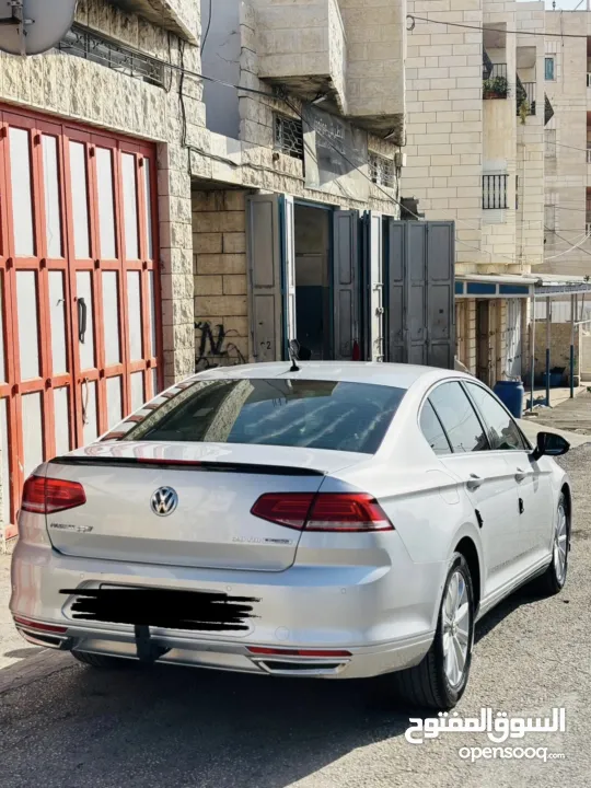 فولكسفاجن باسات / 2017