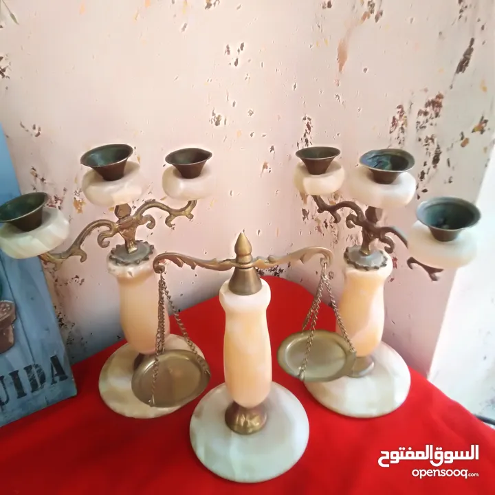 تحف منوعة وانتيكا
