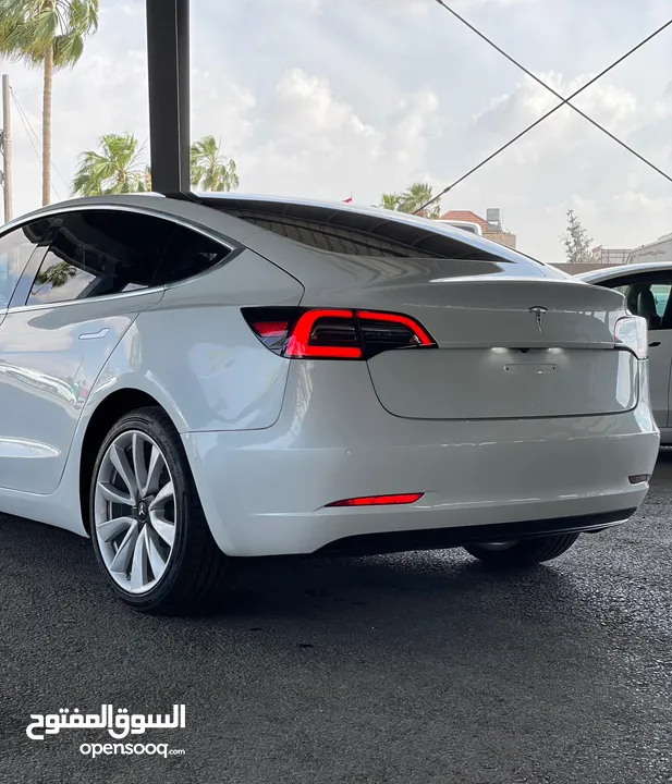 Tesla Model 3 Standard Plus
