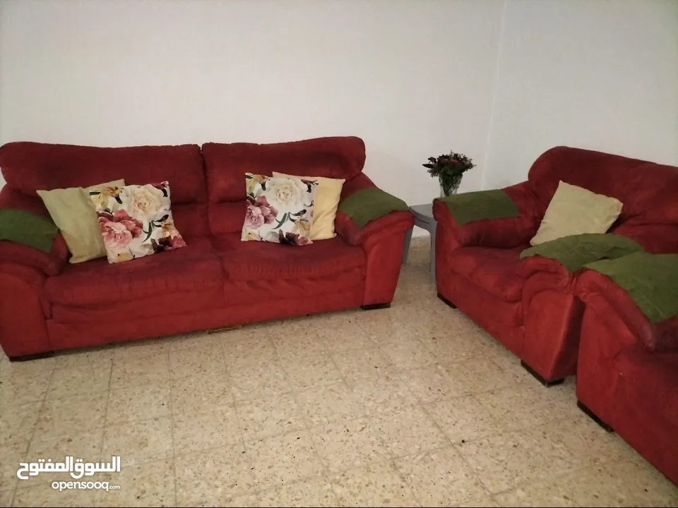 Red microfibre/suede lounge suite high quality wood