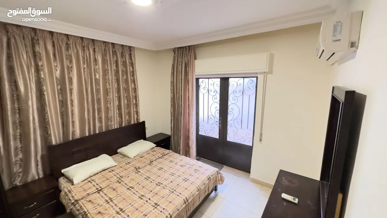 شقة ارضية مفروشة مجهزة بالكامل لراحتك  للايجار في ابو نصير قرب  الاسواق
